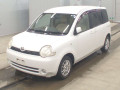 2005 Toyota Sienta