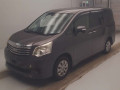 2013 Toyota Noah