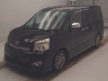 2013 Toyota Voxy