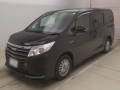 2016 Toyota Noah