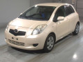 2005 Toyota Vitz