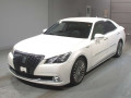 2013 Toyota Crown Majesta