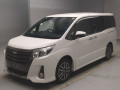 2016 Toyota Noah