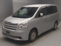 2009 Toyota Noah