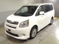 2007 Toyota Noah