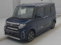 2021 Daihatsu Tanto Custom