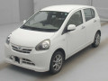 2013 Daihatsu Mira e:S