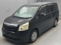 2010 Toyota Noah