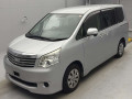 2013 Toyota Noah