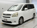 2009 Toyota Noah
