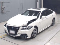 2019 Toyota Crown Hybrid