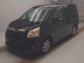 2010 Toyota Noah