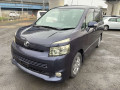2007 Toyota Voxy
