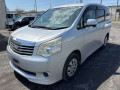 2011 Toyota Noah