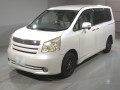 2010 Toyota Noah