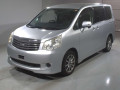 2011 Toyota Noah