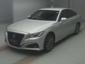 2019 Toyota Crown Hybrid
