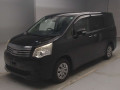 2013 Toyota Noah