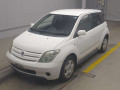 2003 Toyota IST