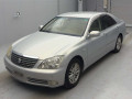 2005 Toyota Crown
