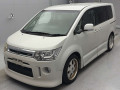 2007 Mitsubishi Delica D5