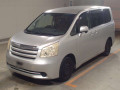 2009 Toyota Noah
