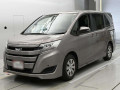 2017 Toyota Noah