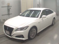 2019 Toyota Crown Hybrid