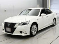 2013 Toyota Crown Hybrid