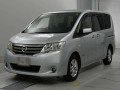 2013 Nissan Serena