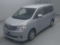 2012 Toyota Noah