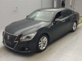 2013 Toyota Crown Hybrid