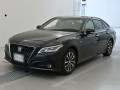 2019 Toyota Crown Hybrid