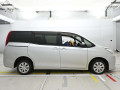 2015 Toyota Noah