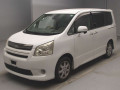 2009 Toyota Noah