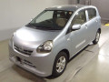 2013 Daihatsu Mira e:S
