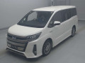 2017 Toyota Noah