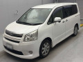 2008 Toyota Noah