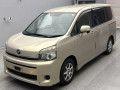 2013 Toyota Voxy