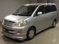 2001 Toyota Noah