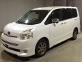 2009 Toyota Voxy