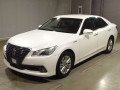 2013 Toyota Crown Hybrid