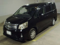 2012 Toyota Noah