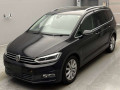 2017 Volkswagen Golf Touran