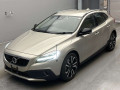 2018 Volvo V40
