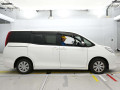 2017 Toyota Noah