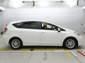 2015 Toyota Prius alpha