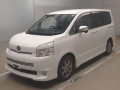 2010 Toyota Voxy
