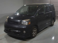 2005 Toyota Voxy