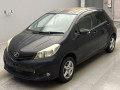 2013 Toyota Vitz